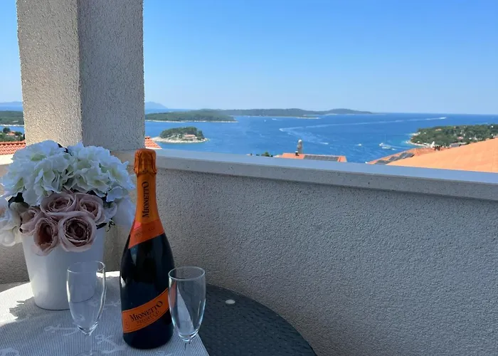 La Fee דירה